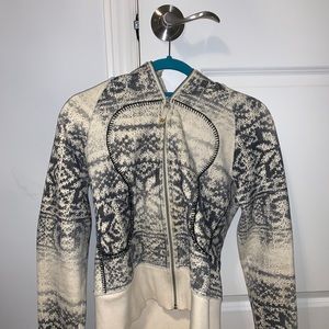 LIMITED EDITION LULULEMON